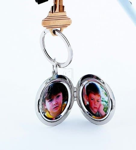 Creative Gifts Round Silverplate Locket Key Chain - 1.250x1.250
