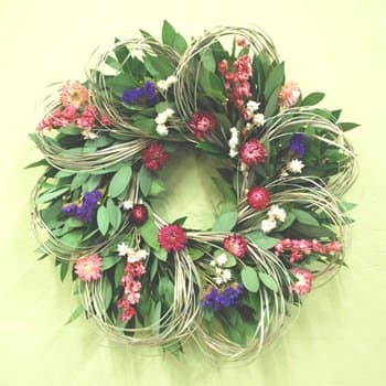 19" Larkspur and Loops Wreath