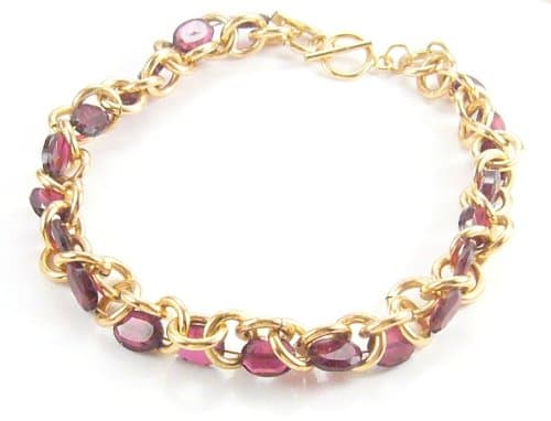 Hanfords of London Garnet & 14ct Gold Fill Handmade Bracelet. Handcrafted in the UK. Birthstone for Aquarius & January.