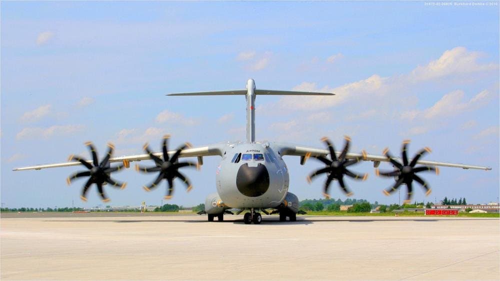 Yaya House YYH Airbus A400M Atlas 2013 aircrafts Transport Military troups Allemagne France Home Decoration Paper Poster Print