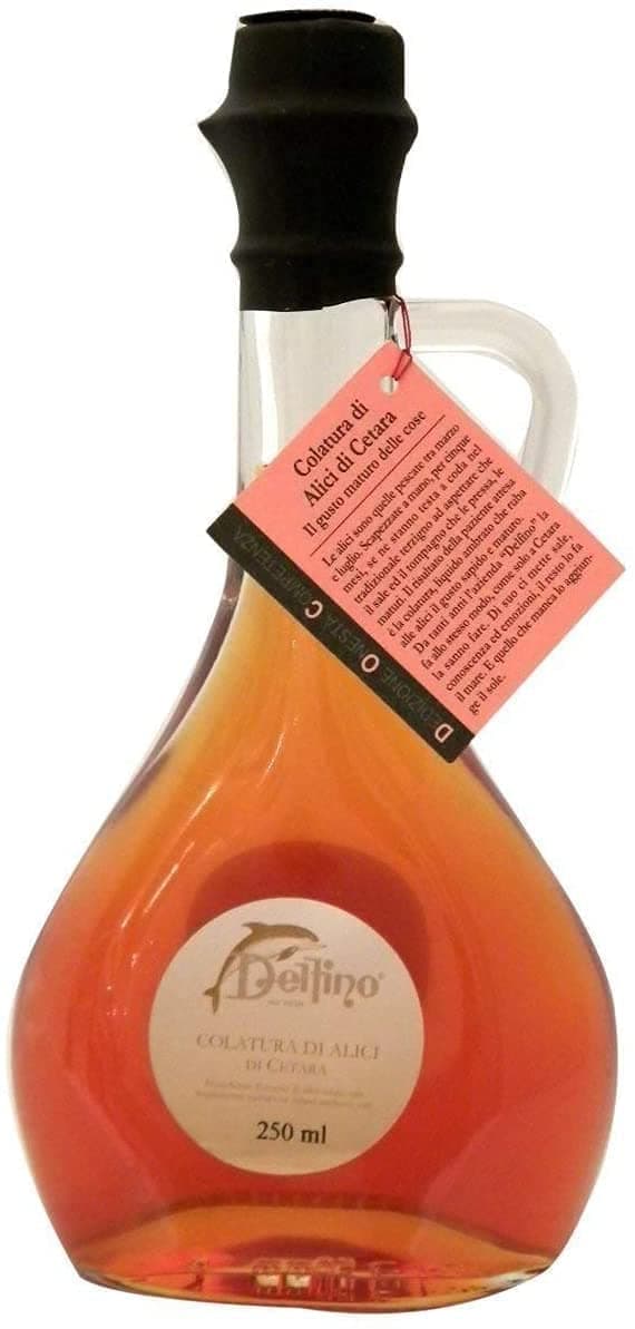 Pouring Of Anchovies from Cetara 250 Ml "Giulia"