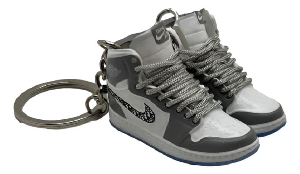 Platinum Athletics Retro Sneaker Key Chain (2 Shoes)