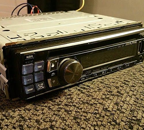 Alpine CDE-122 Pandora MP3 WMA USB Auxillary Receiver