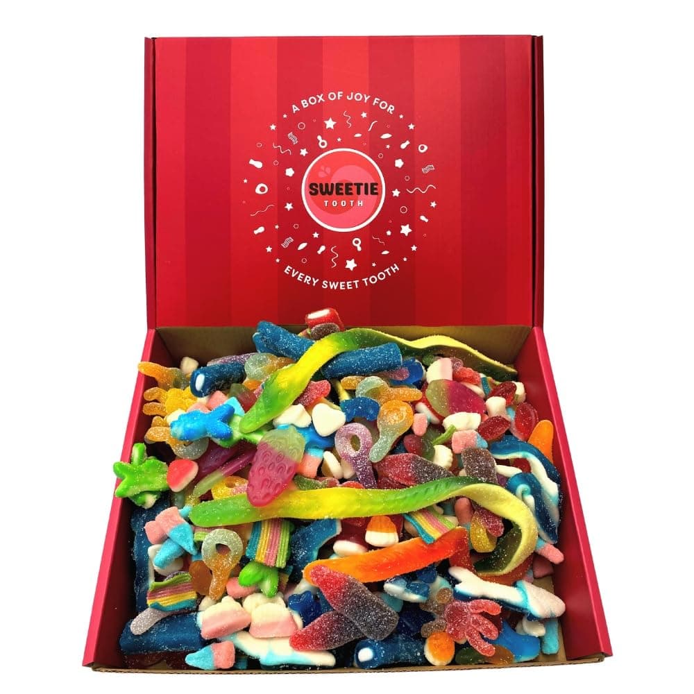 Premium Random Pick & Mix Hamper Gift Box - Random Pick & Mix Sweets for Easter, Birthday, Kids, Thank You, Congratulations, Mother's Day, Father's Day, Halloween, Christmas (1kg)