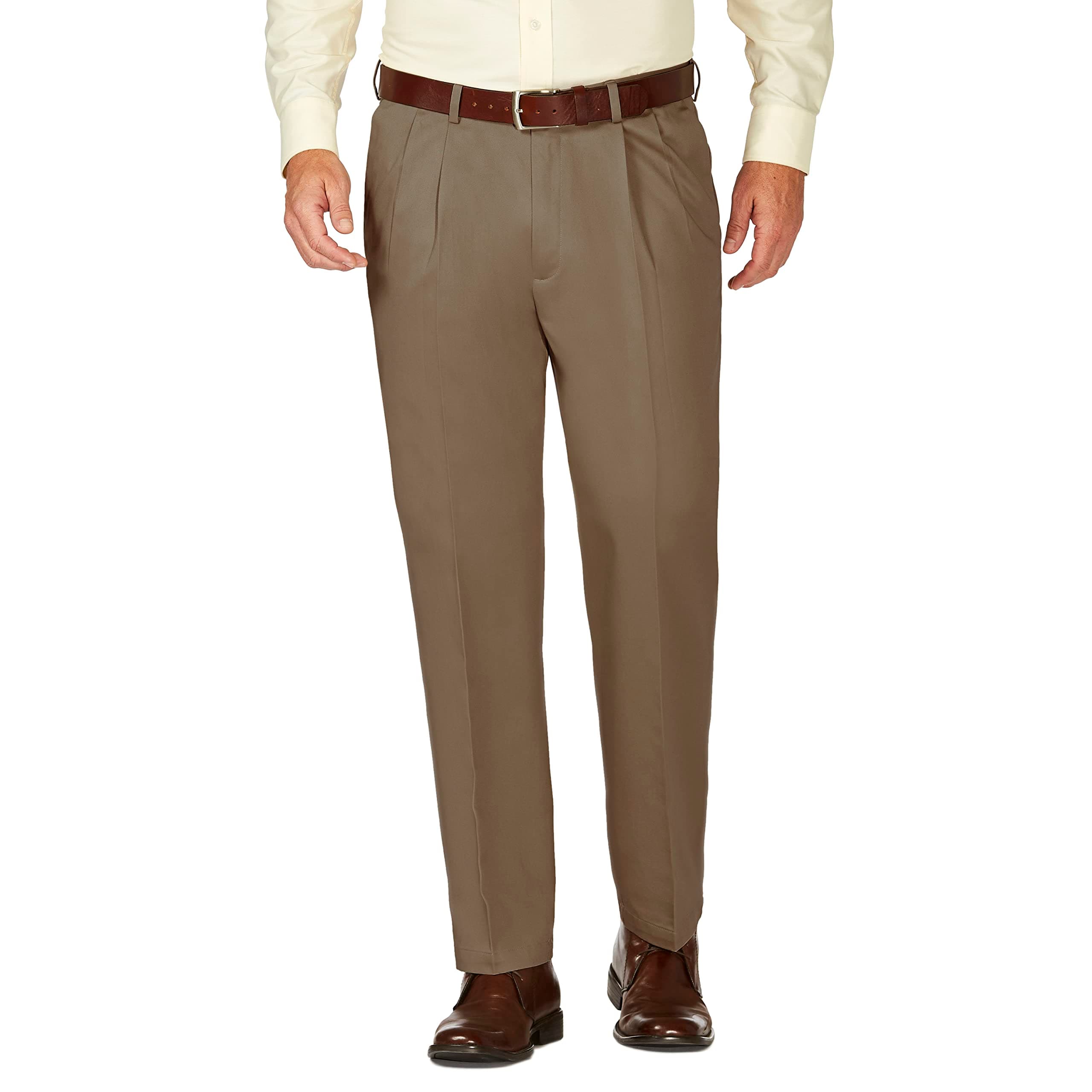 Men's Work to Weekend Khaki Classic Fit No Iron Hidden Expandable Waistband Pleated Front Pant