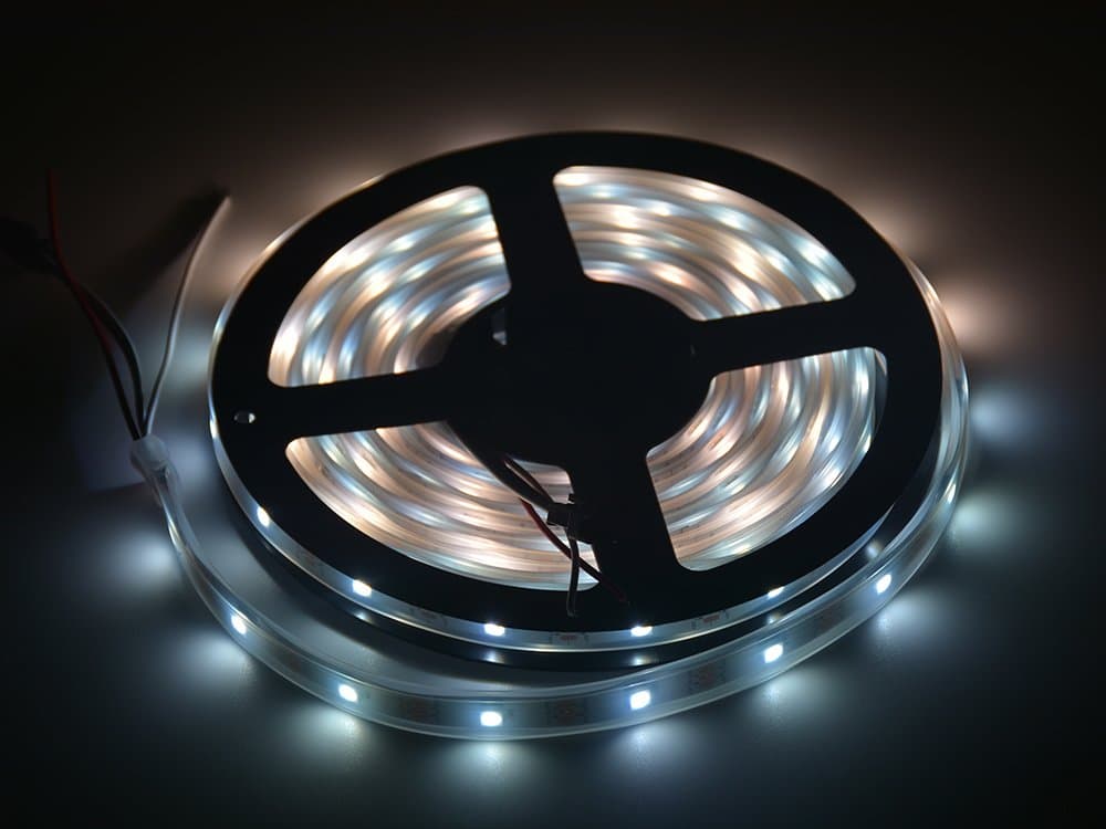 JERCIO WWA Two White Color Add Amber Color SK6812 (Similar with WS2812B) Individually Addressable 16.4ft/5m 30pixels/m 3 Color in 1 LED DC 5V Dream Color LED Strip (30leds IP67)