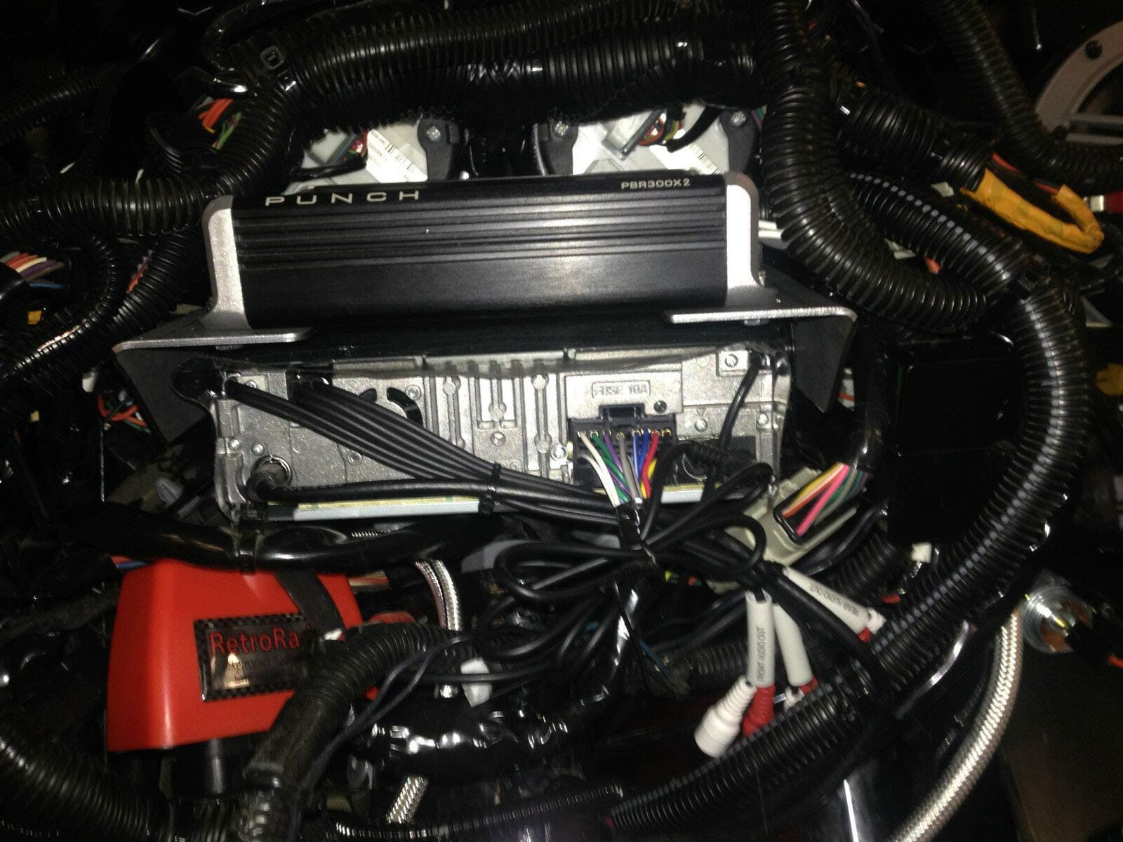 Amp Mount Fits Harley Davidson 2006 to 2013 Batwing Bikes with aftermarket and Stock radios for Rockford Fosgate PBR400X4D or PBR300x2 or PBR300x4 amplifiers. Will NOT FIT 2014 and Newer