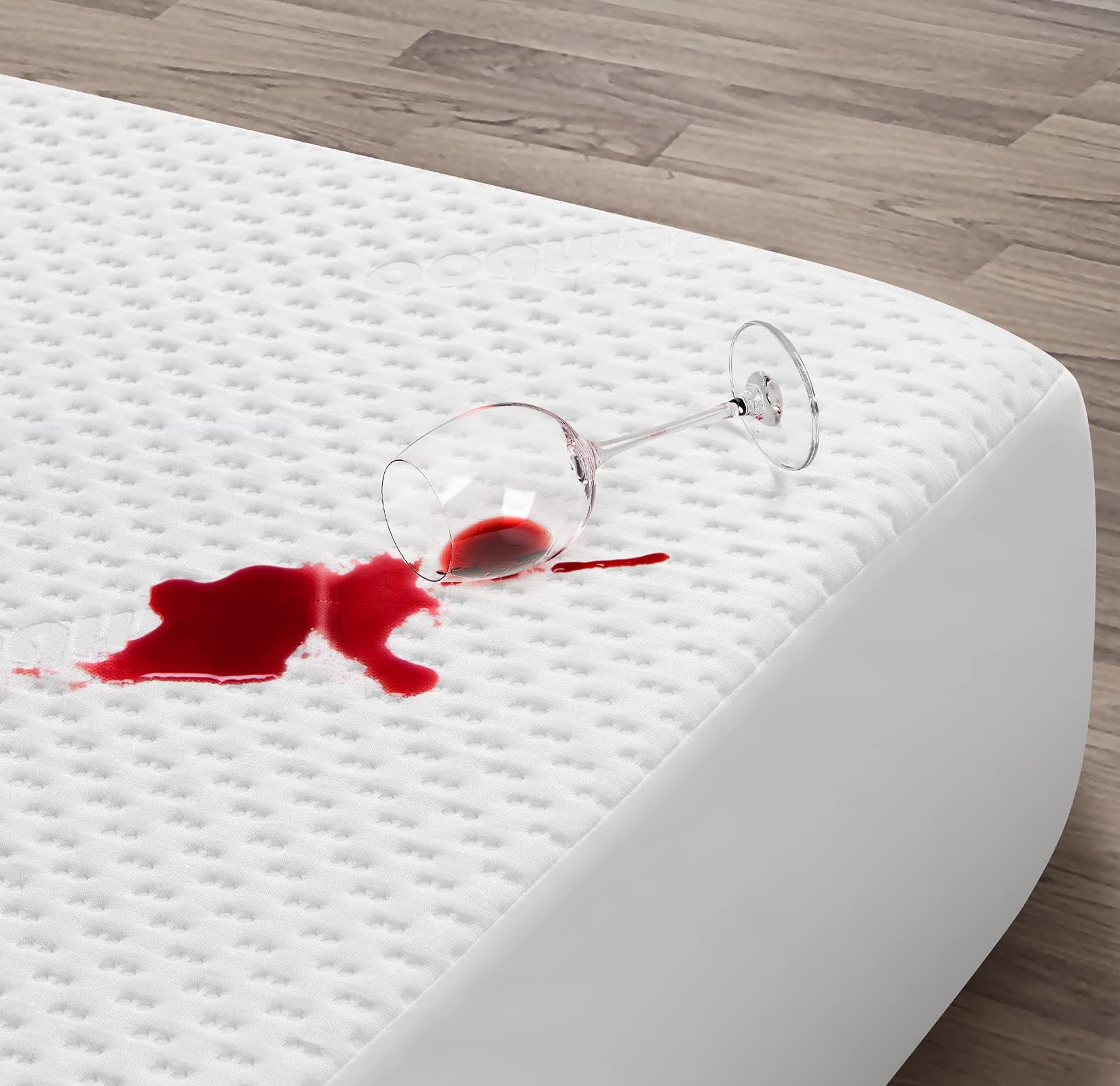 EASELAND Bamboo Waterproof Mattress Protector Queen Size Breathable Cozy 3D Fabric 3+1 Waterproof Tech Mattress Pad Bed Cover, Noiseless, Vinyl Free, 8 inch - 21 inch Deep Pockect