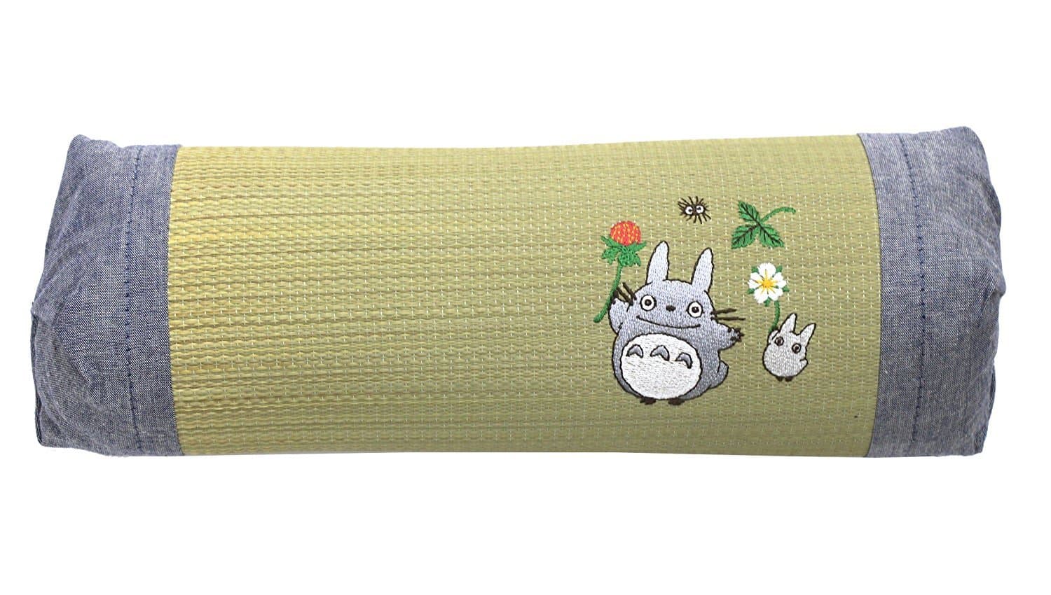 IKEHIKO Studio Ghibuli My Neighbor Totoro Authentic Japanese Rush Grass Pillow Smells Good Totoros with Strawberry 32×10cm 3649139 from Japan