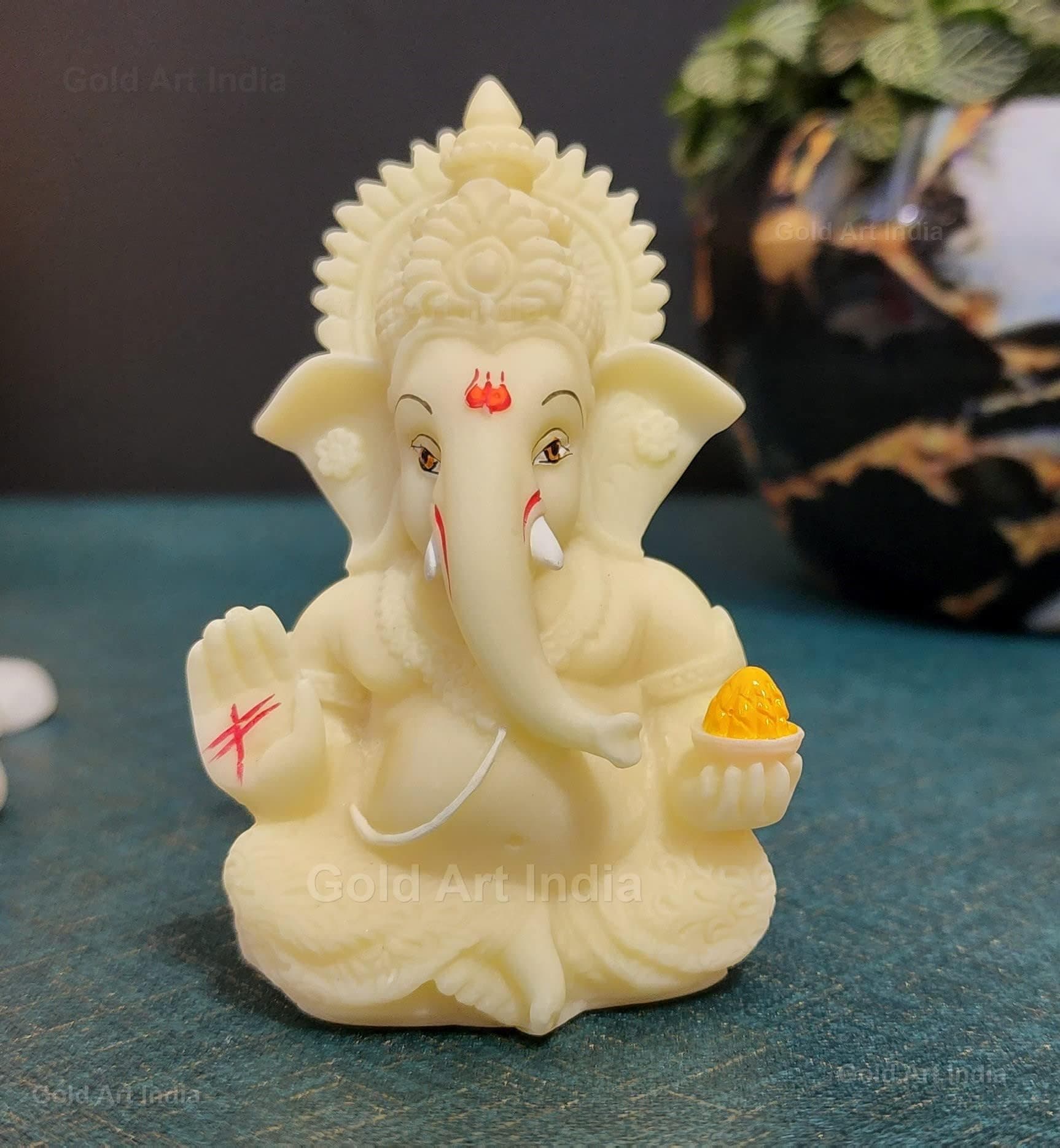 Gold Art India Ganesha for Car Dashboard Ganesh Statue Murti Ivory Finish Lord Ganpati Diwali Gifts Home Decor Figurine (Size: 3.5 x 2 inches) Ceramic