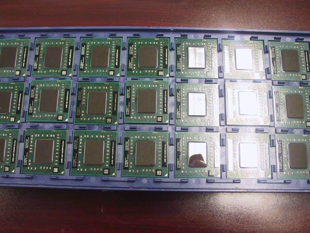 AMD A10-Series A10-4600M 2.3GHz Socket FS1 CPU AM4600DEC44HJ