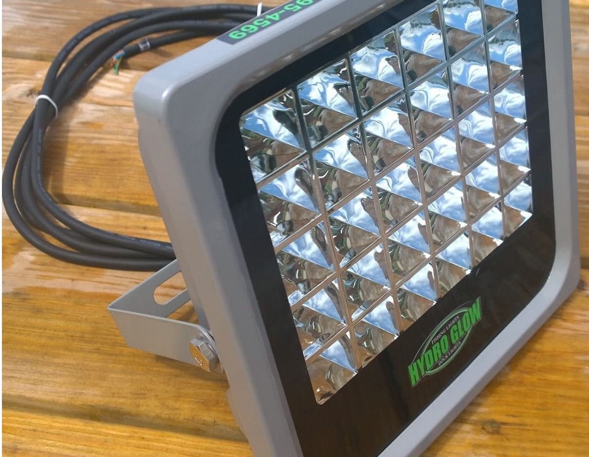 Hydro Glow The FL-30 is an "above the water" style light, 120v and comes with a 20 foot cord. The size of this model is about 8 inch x 8 inch in size. The FL-30 comes in green color to maximize fish attraction. With only 1/4 amp draw and 30w you can easily run several lights on a single circuit.