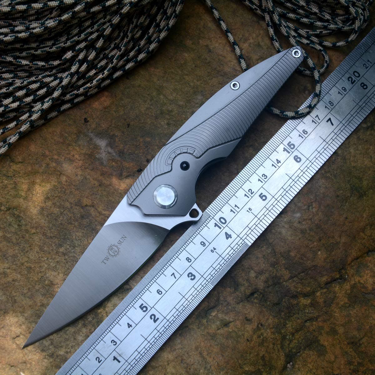 TwoSun TS102 Pocket knife D2 Blade TC4 Titanium Handle Outdoor Camping Hunting Folding knife