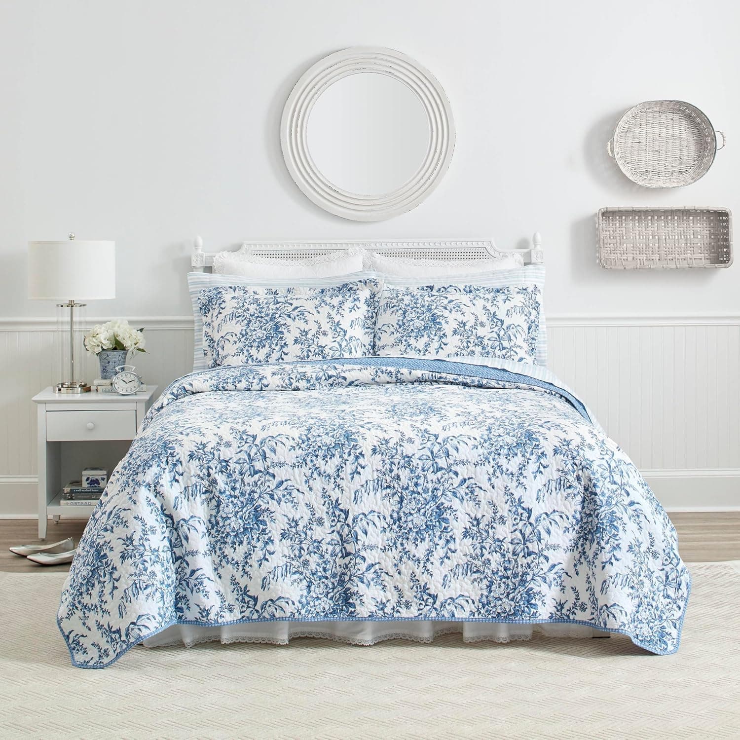 Laura Ashley Reversible Cotton Bedding with Matching Shams, Lightweight Home Decor for All Seasons, Bedford Delft Blue, King