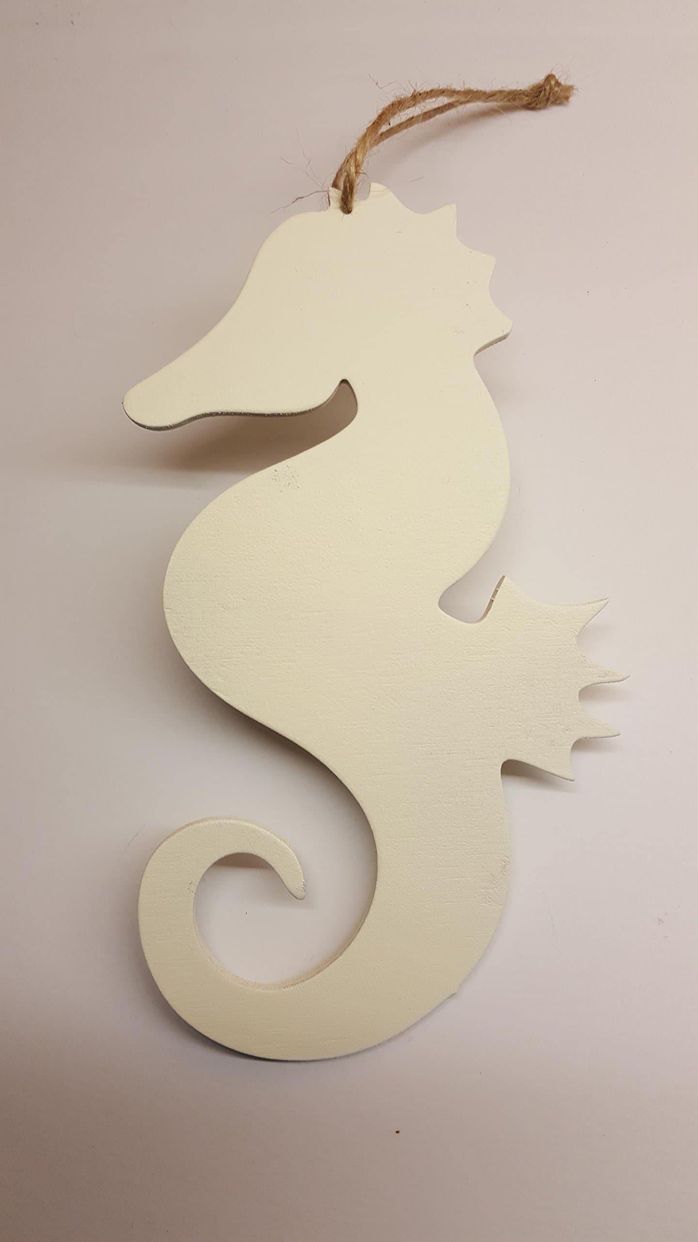 HmHome Wooden Cream Seahorse beach seaside ornament, Nautical hanging