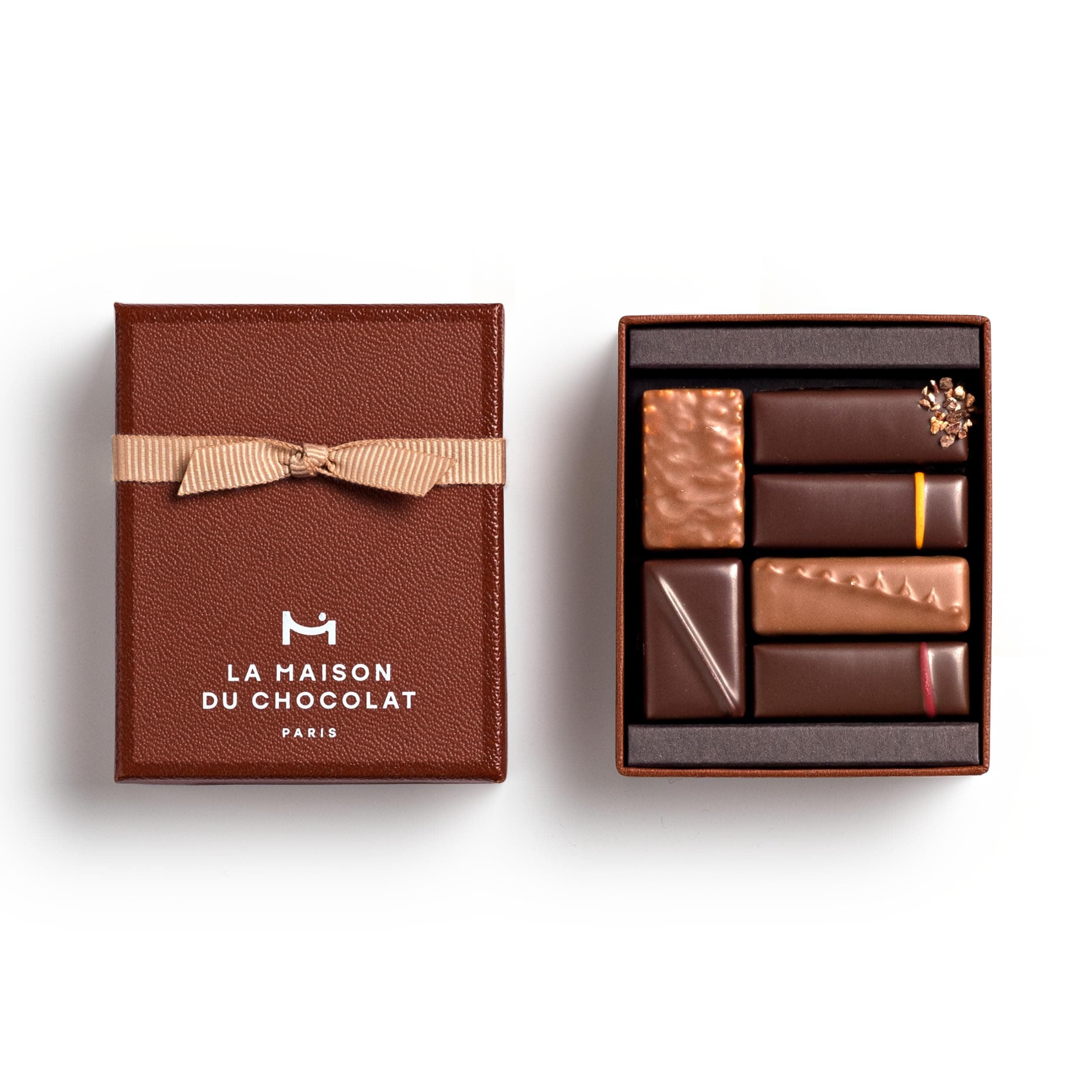 LA MAISON DU CHOCOLAT Gesture Gift Box, Gourmet Dark And Milk French Chocolate Gift Box (6 Pieces)