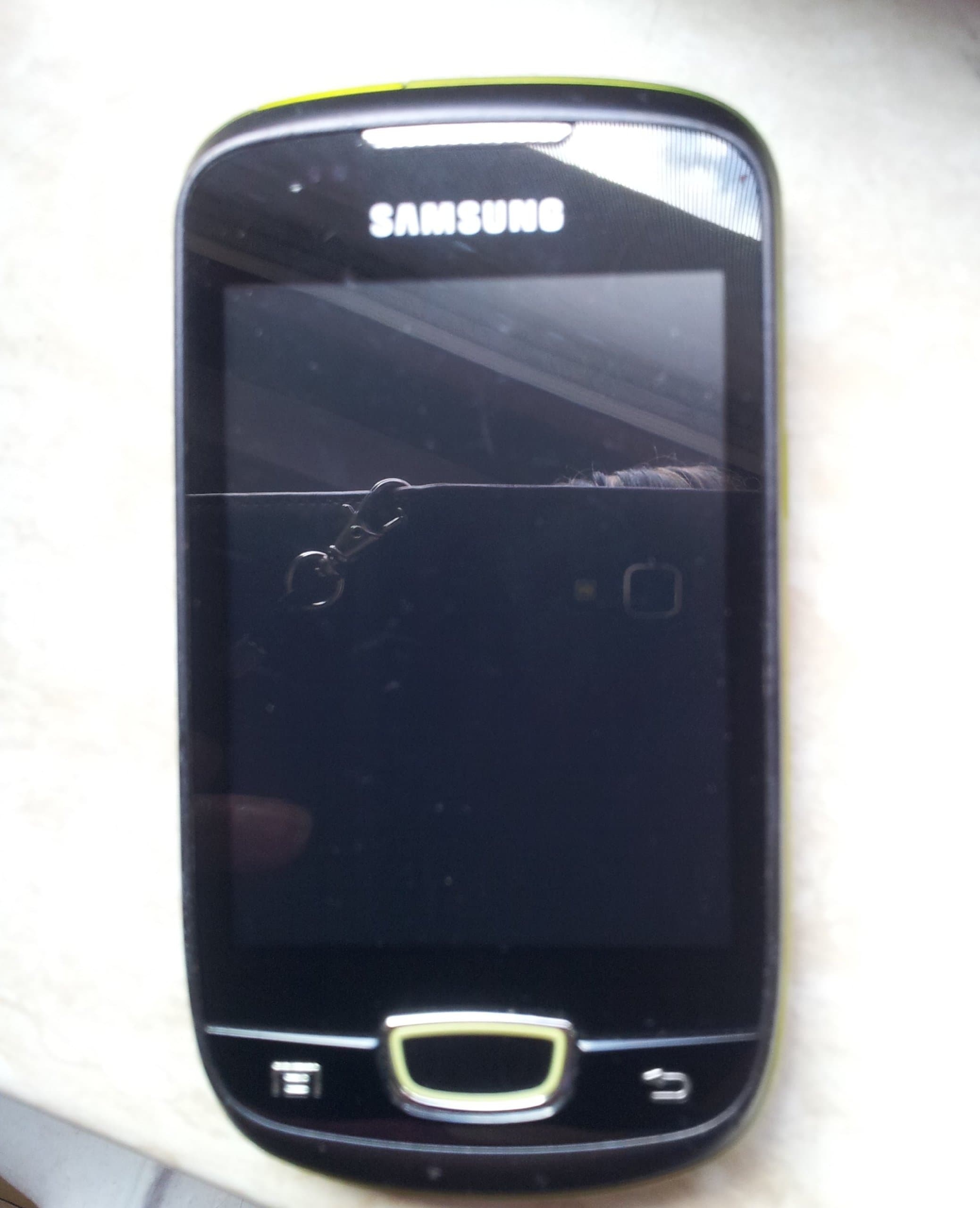 Samsung Galaxy Mini S5570 (lime-green) sim-free, unbranded