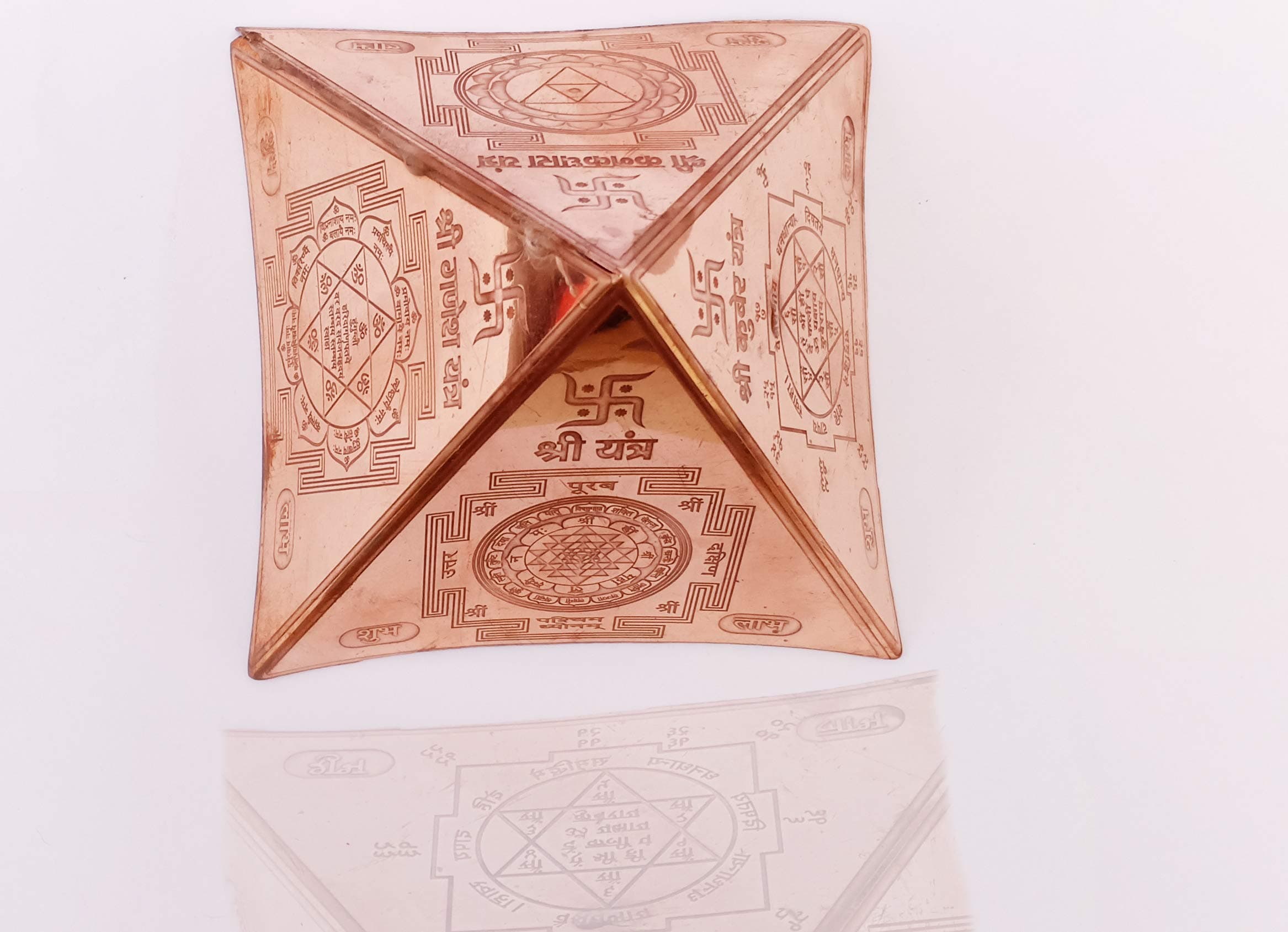 StoresHub Golden 4 Sided Copper Metal Vastu Dosh Nivaran Pyramid Yantra