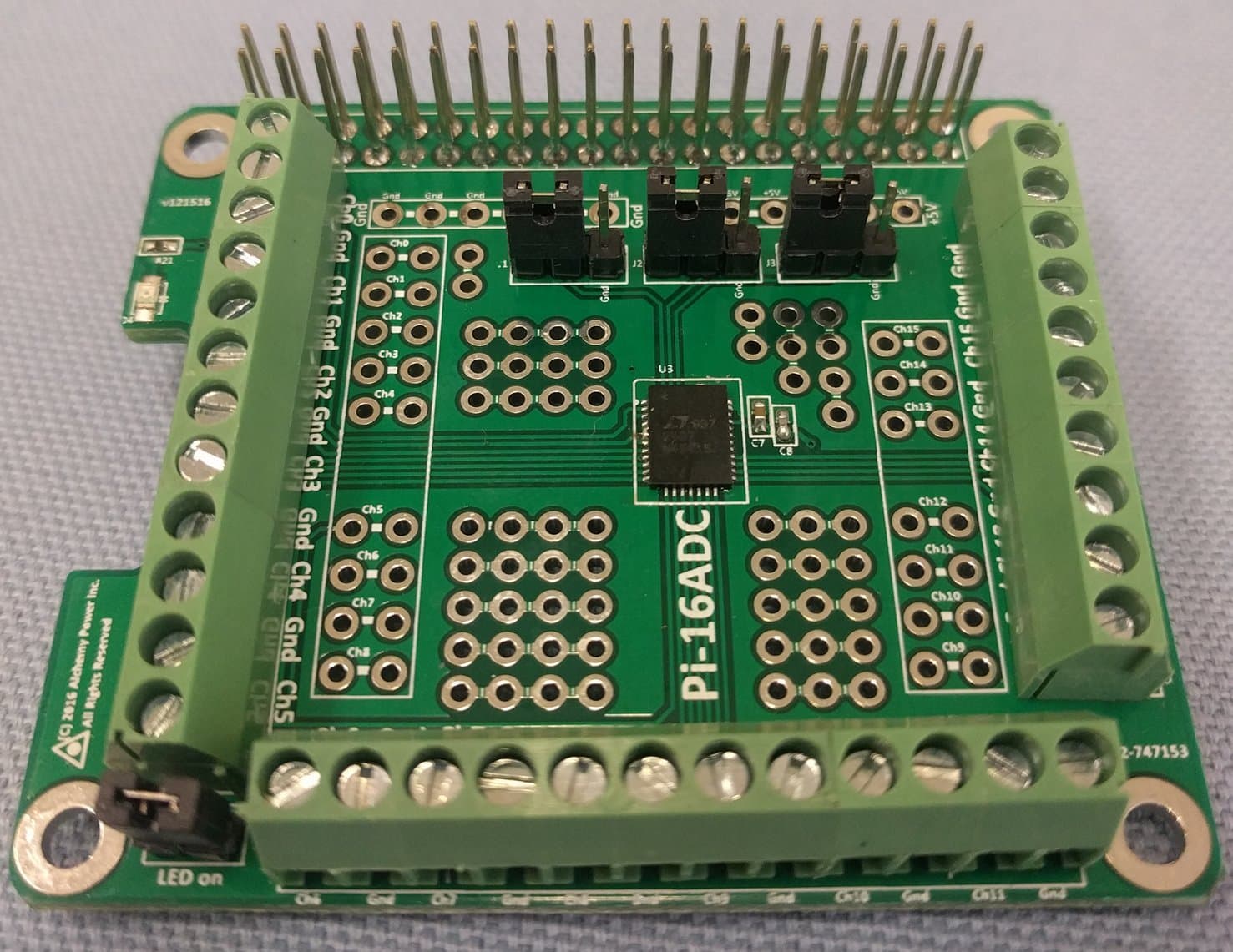 PI-16ADC - 16-Bit ADC HAT for Raspberry Pi&Trade