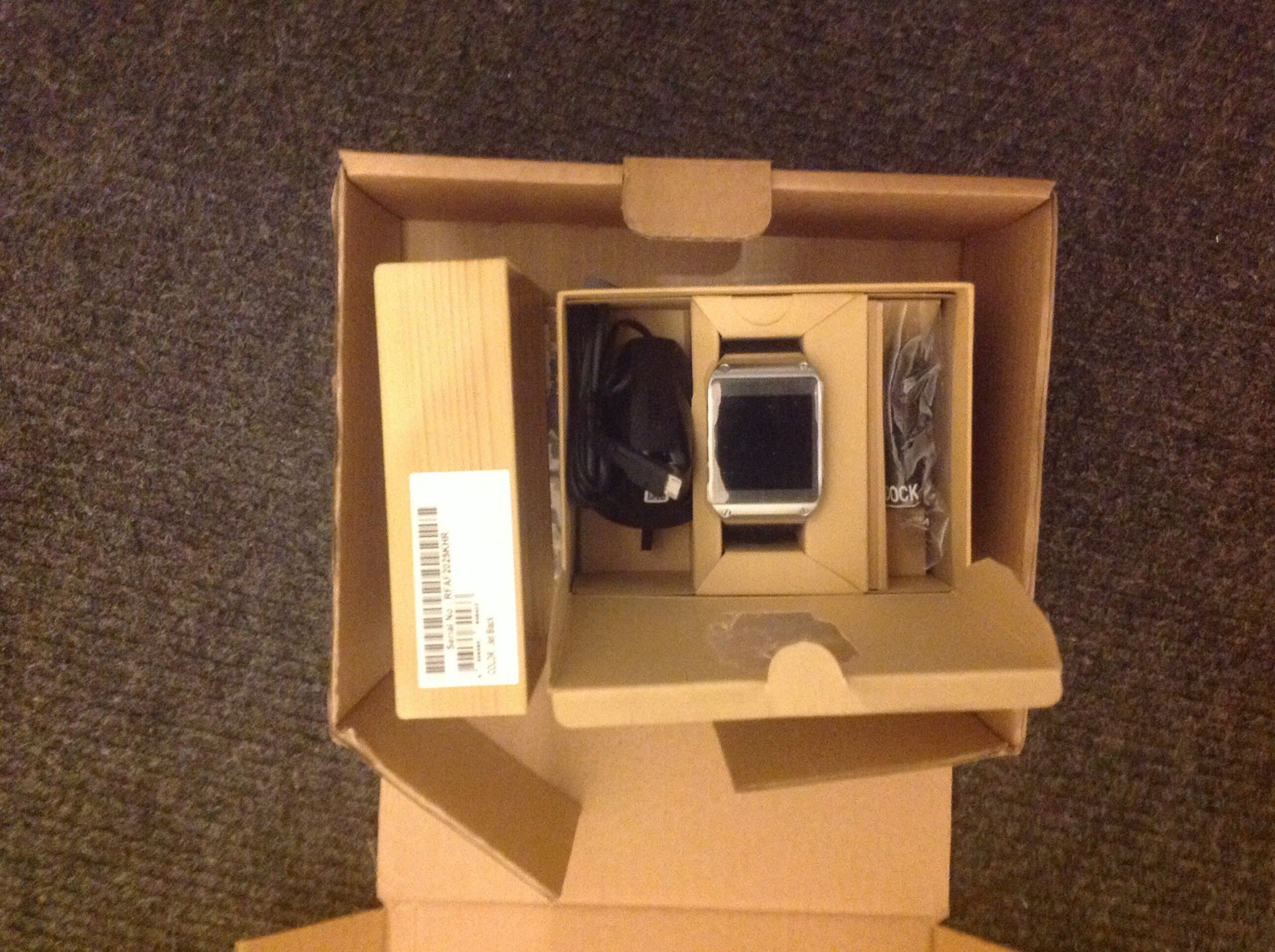 The (Unofficial) Samsung Galaxy Gear Smartwatch Book Paperback – January 1, 1880