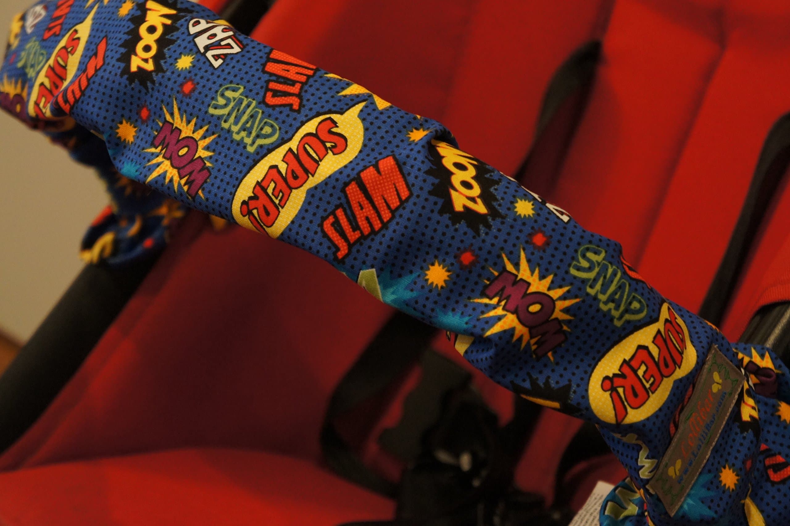 Lollibar Stroller Safety Handlebar Cover in Pattern "Super Hero"