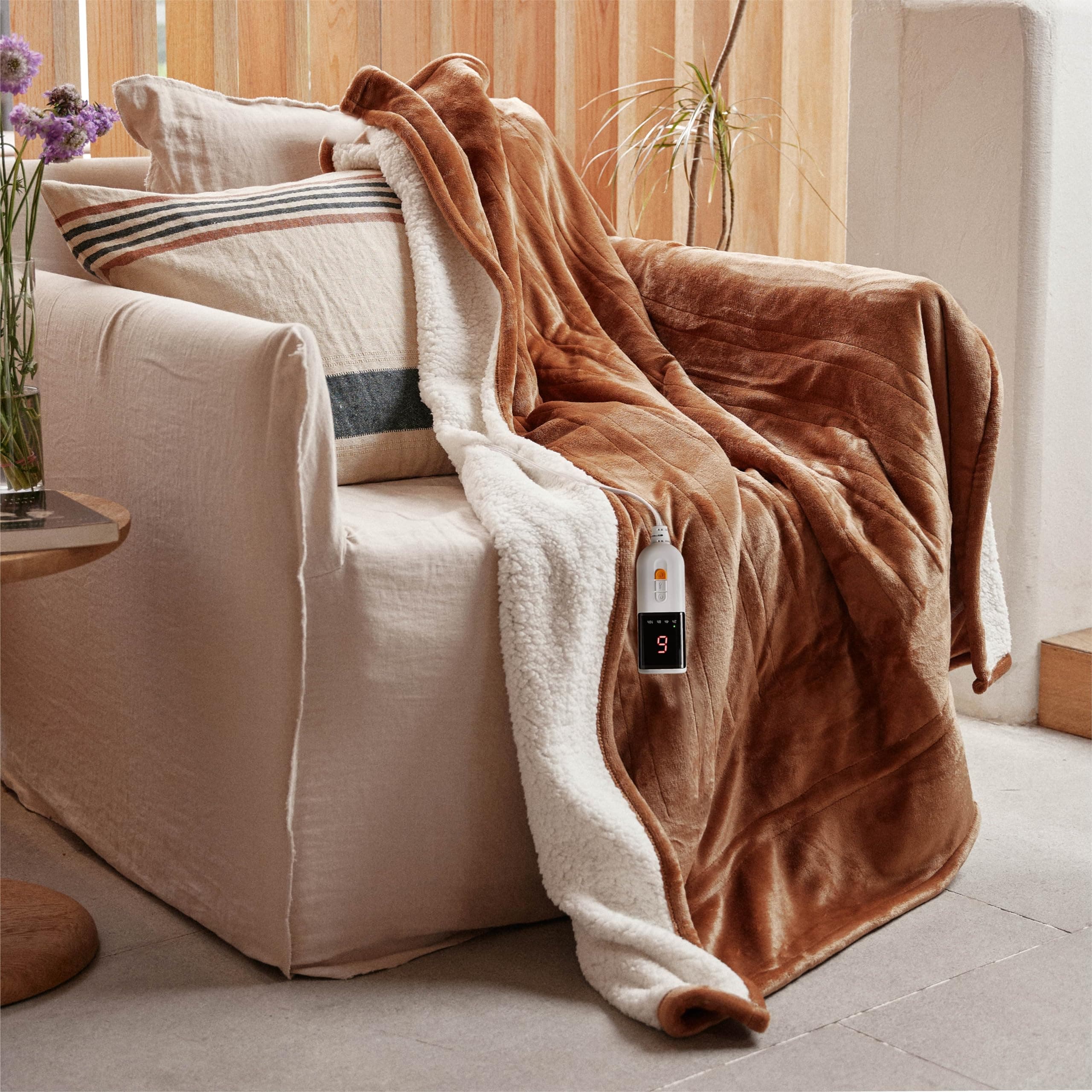 GOTCOZY Heated Blanket Electric Throw 130x160cm -Soft Silky Plush Heated Blanket with 6 Heat Settings & 10 Hours Auto-Off Timer For Home Office Use Machine Washable(Biscuit)