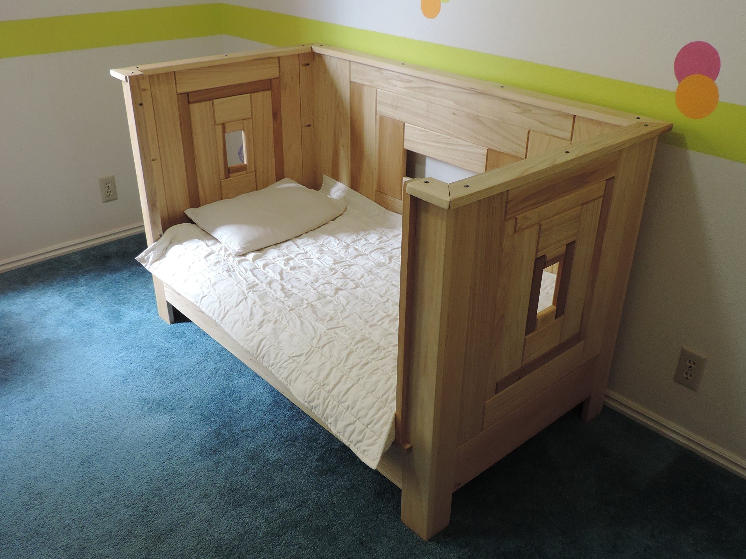 "Fortress of babytude" crib, convertable to toddler bed