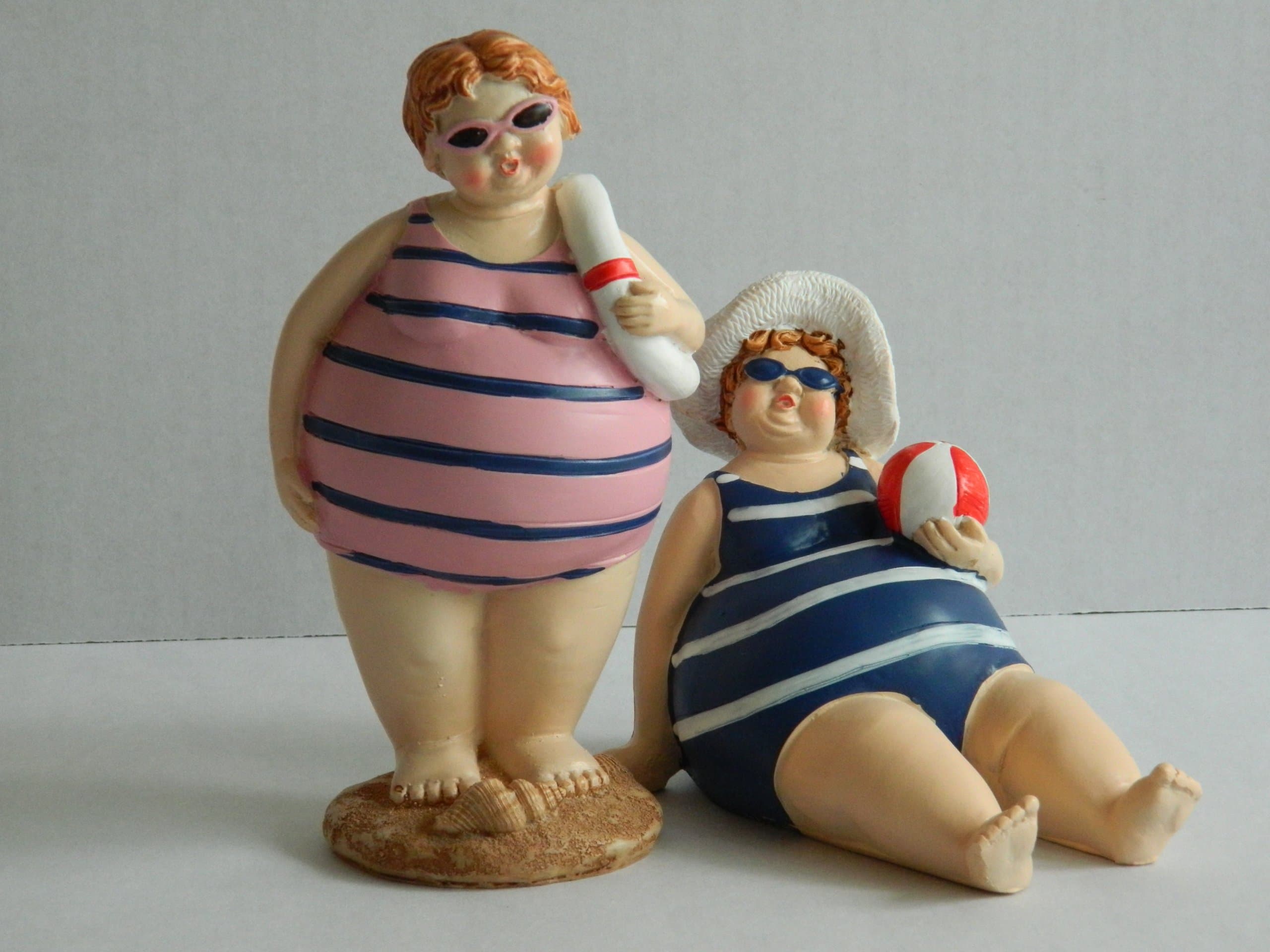 SEASIDE FAT PLUMP LADIES IN BATHING COSTUMES NAUTICAL BEACH NOVELTY FUN GIFT