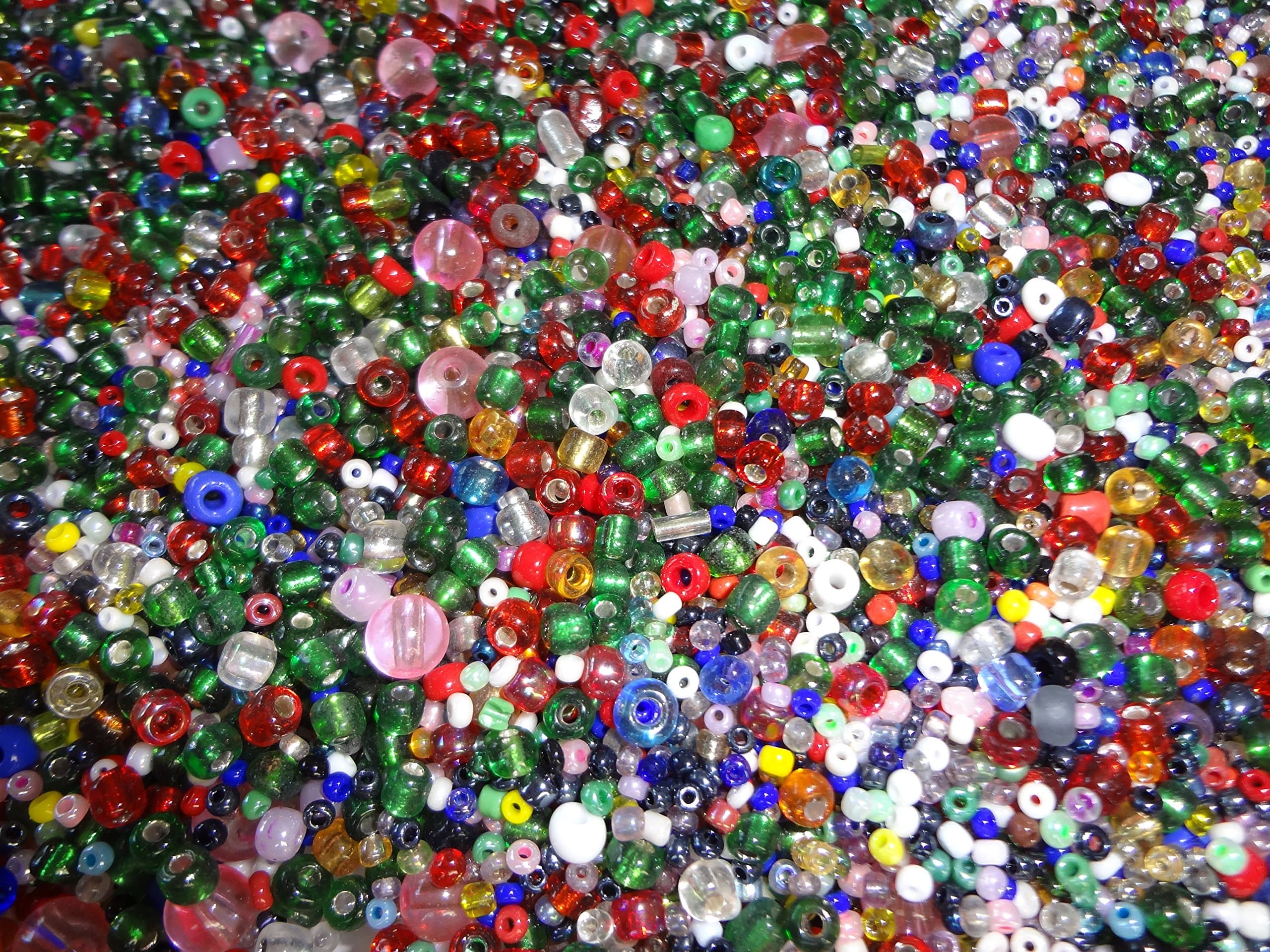 5 Pounds of Assorted Seed Craft Beads - Thousands of Beads - Bulk