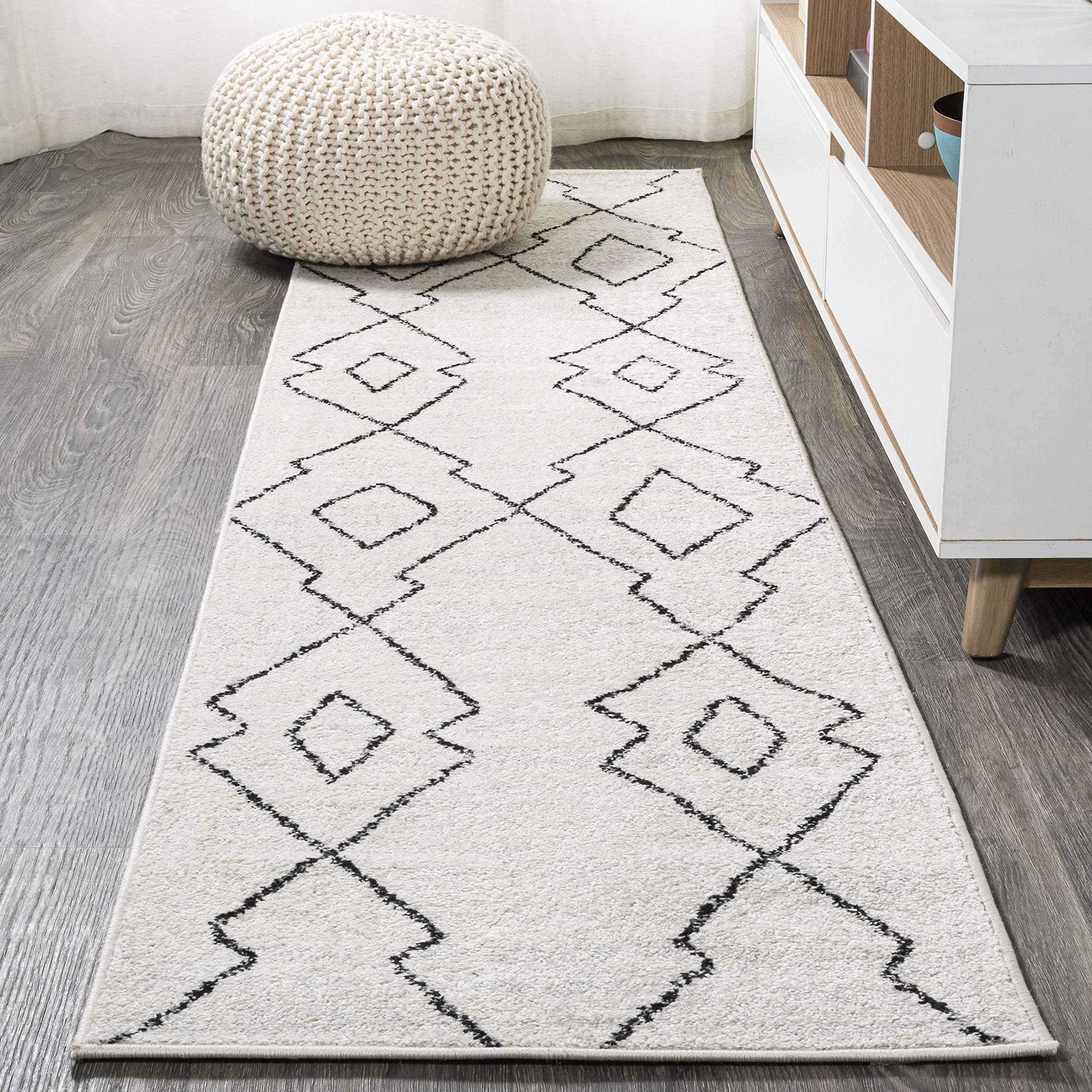 JONATHAN Y MOH202A-28 Alia Moroccan Beni Souk Indoor Farmhouse Area-Rug Bohemian Minimalistic Geometric Easy-Cleaning Bedroom Kitchen Living Room Non Shedding, 2 X 8, Cream,Black