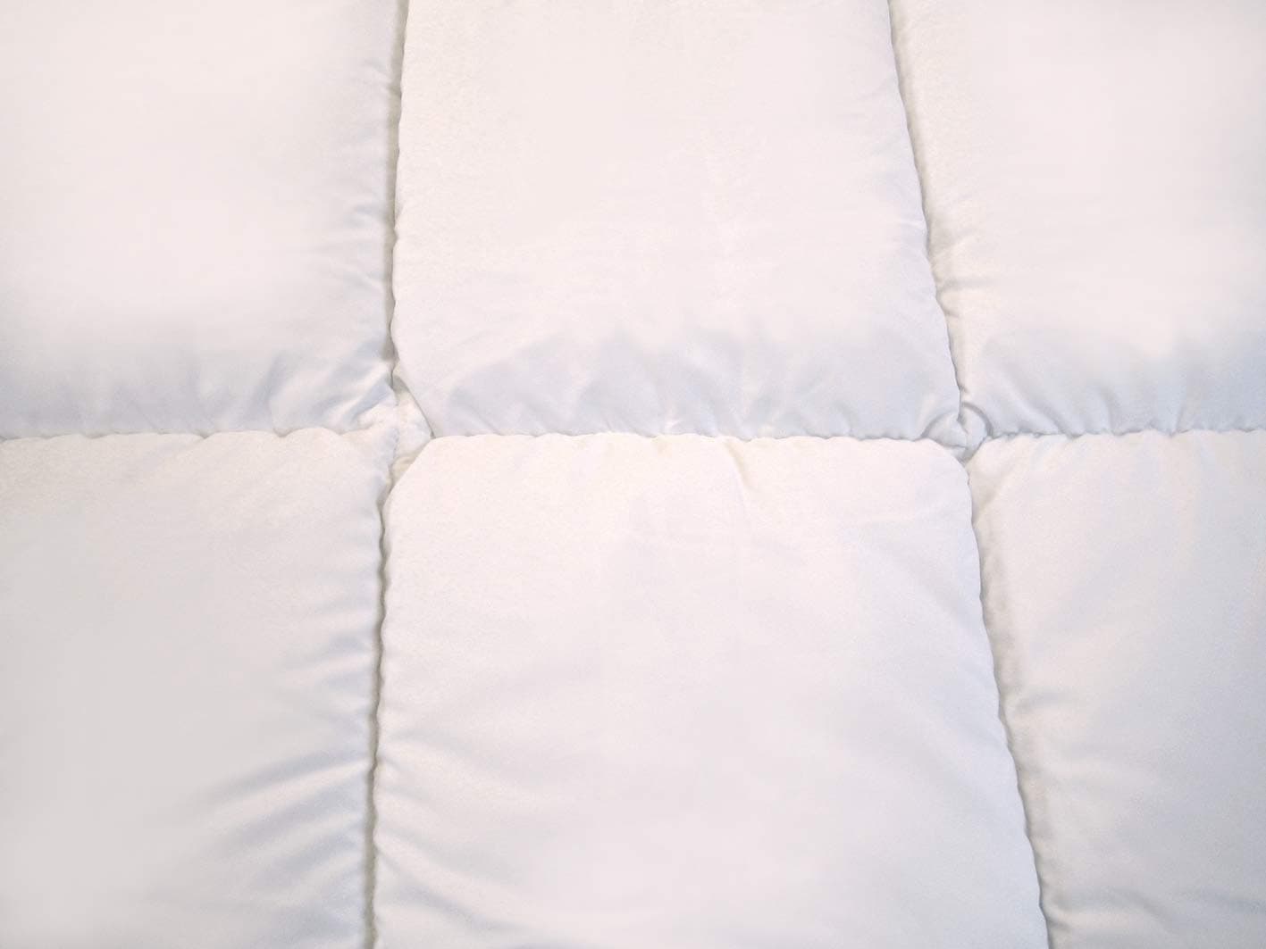 Single Mattress Topper – Anti-Bacterial and Moisture-Regulating Bamboo - 80 x 195 cm