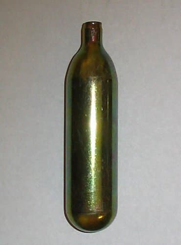 Asura (4) 16 Gram Unthreaded CO2 Cartridges, Food Grade, Compatible with Genuine Innovation Tire Inflators, Pack of 4