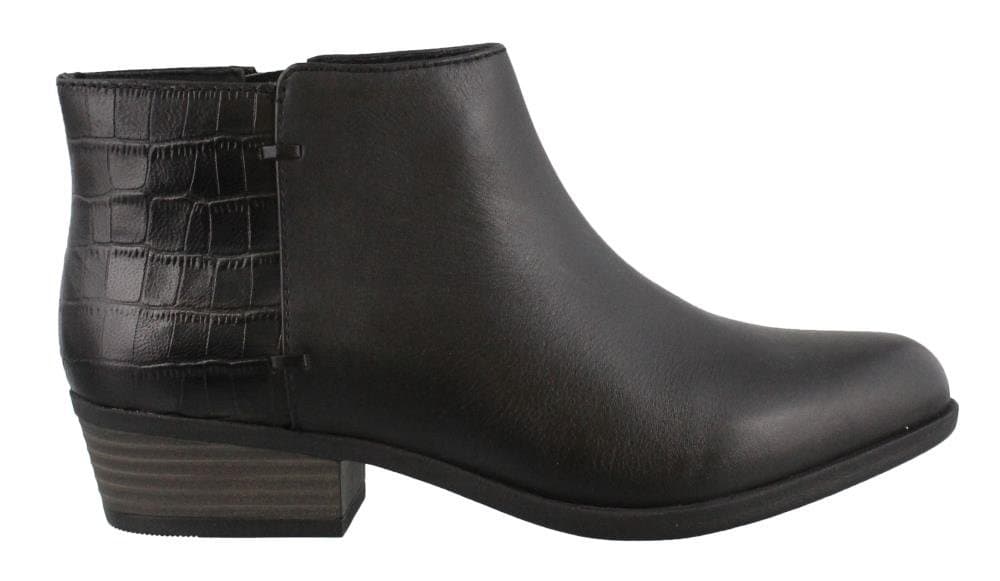 Clarks Women's Addiy Zora Ankle Bootie