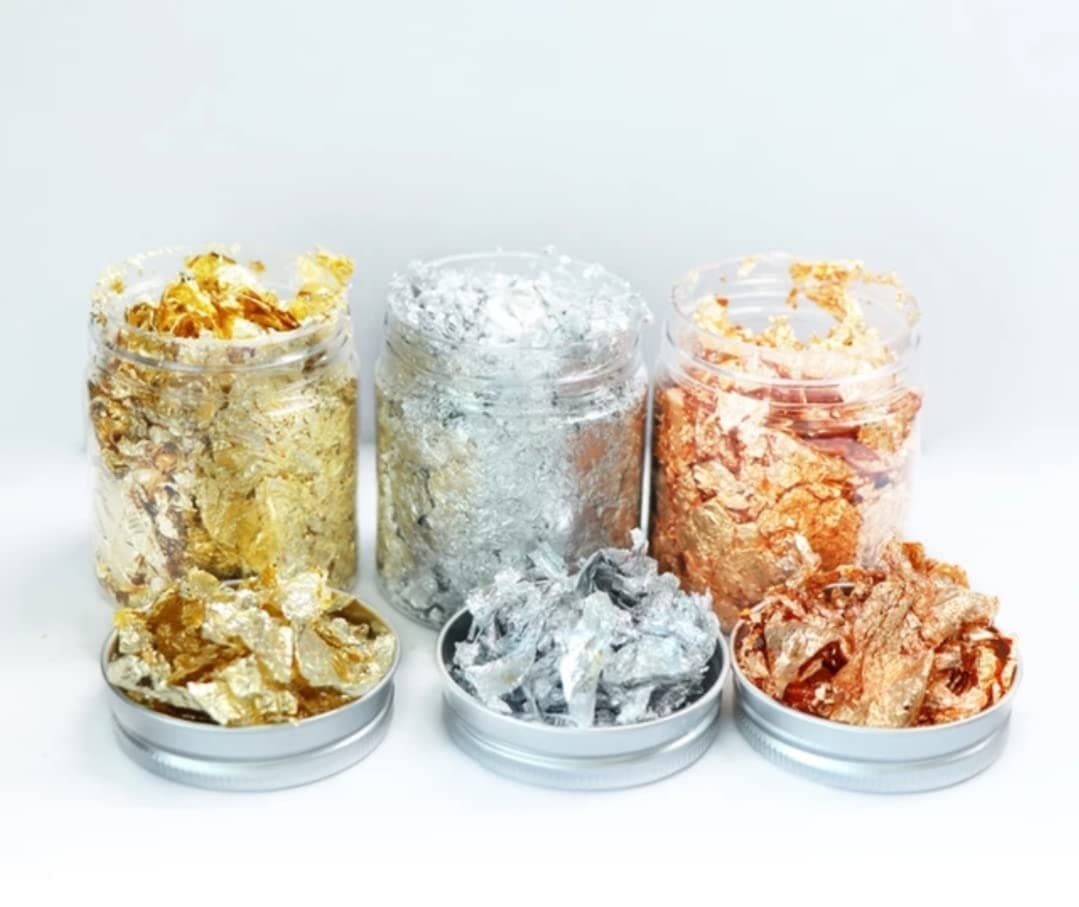 Gold Leaf Flakes with Tweezers for Cakes Decorations, Arts N Craft 3 Bottle (Gold, Silver, Rose Gold) 15 gm Each Bottle.