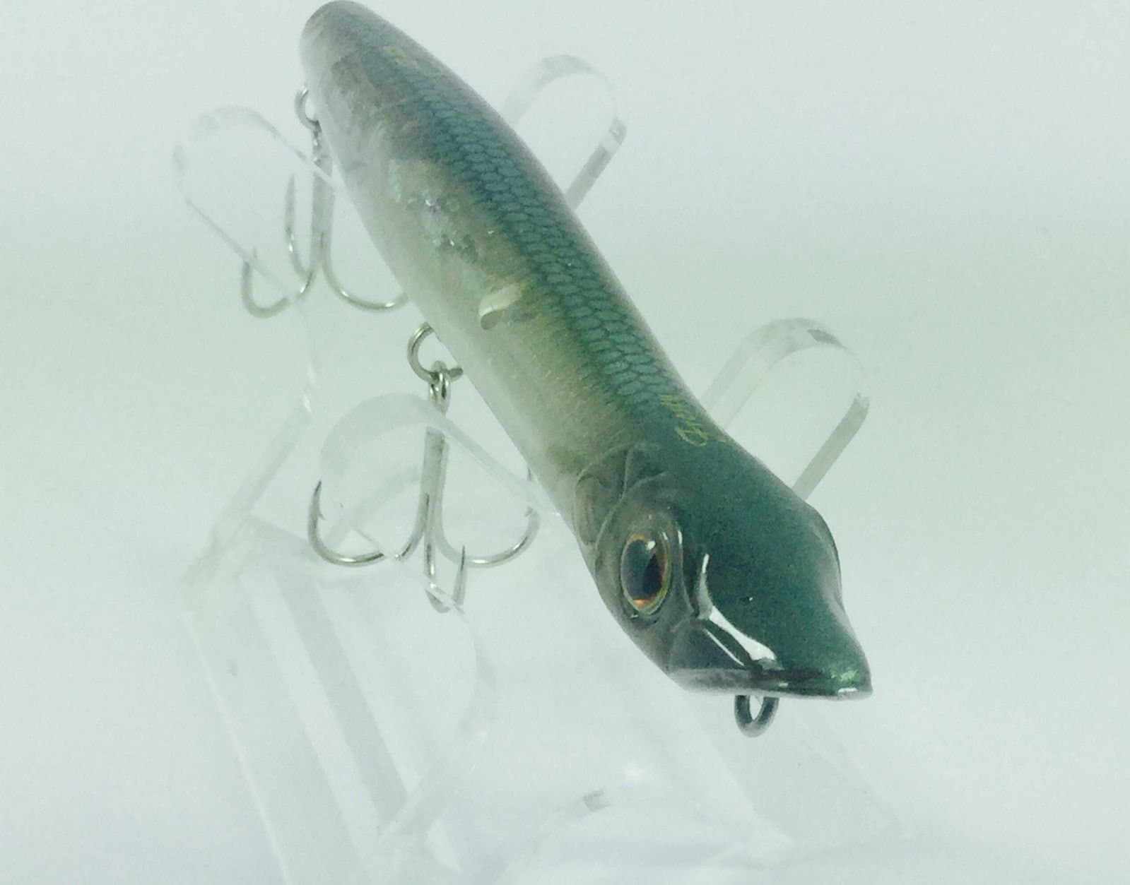 ULTIMATE SEABASS LURE By XORUS "FROSTY II", color CABOT RG