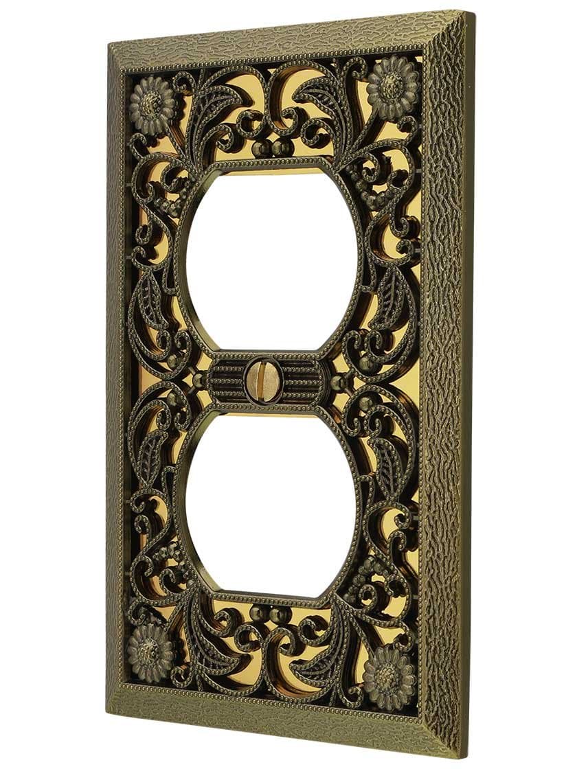 65DAB Filigree Wallplate, 1 Duplex, Antique Brass