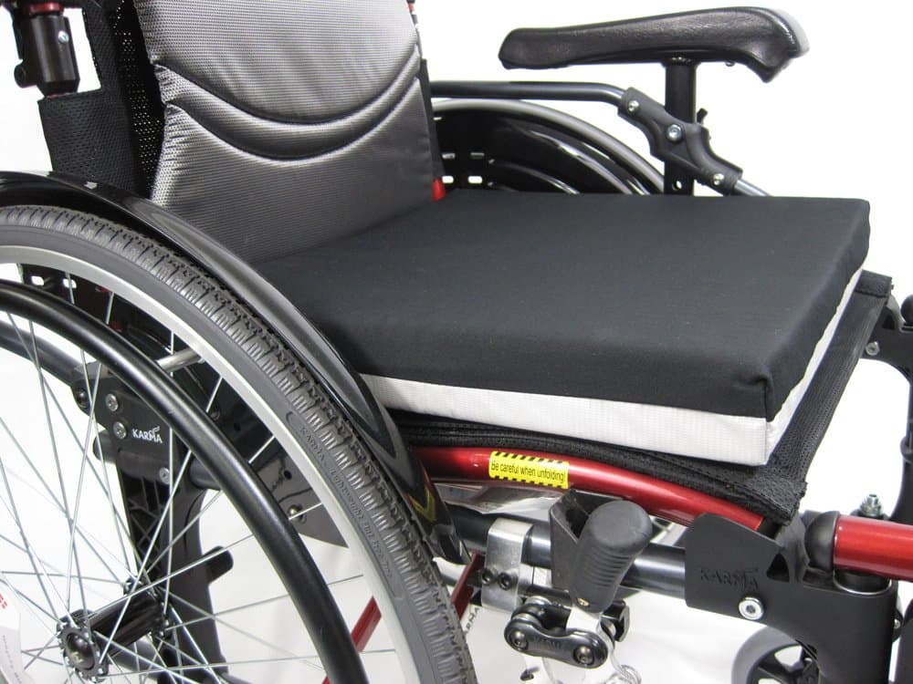 Karman Deluxe Wheelchair Cushion, Black, 18"x16"x2"