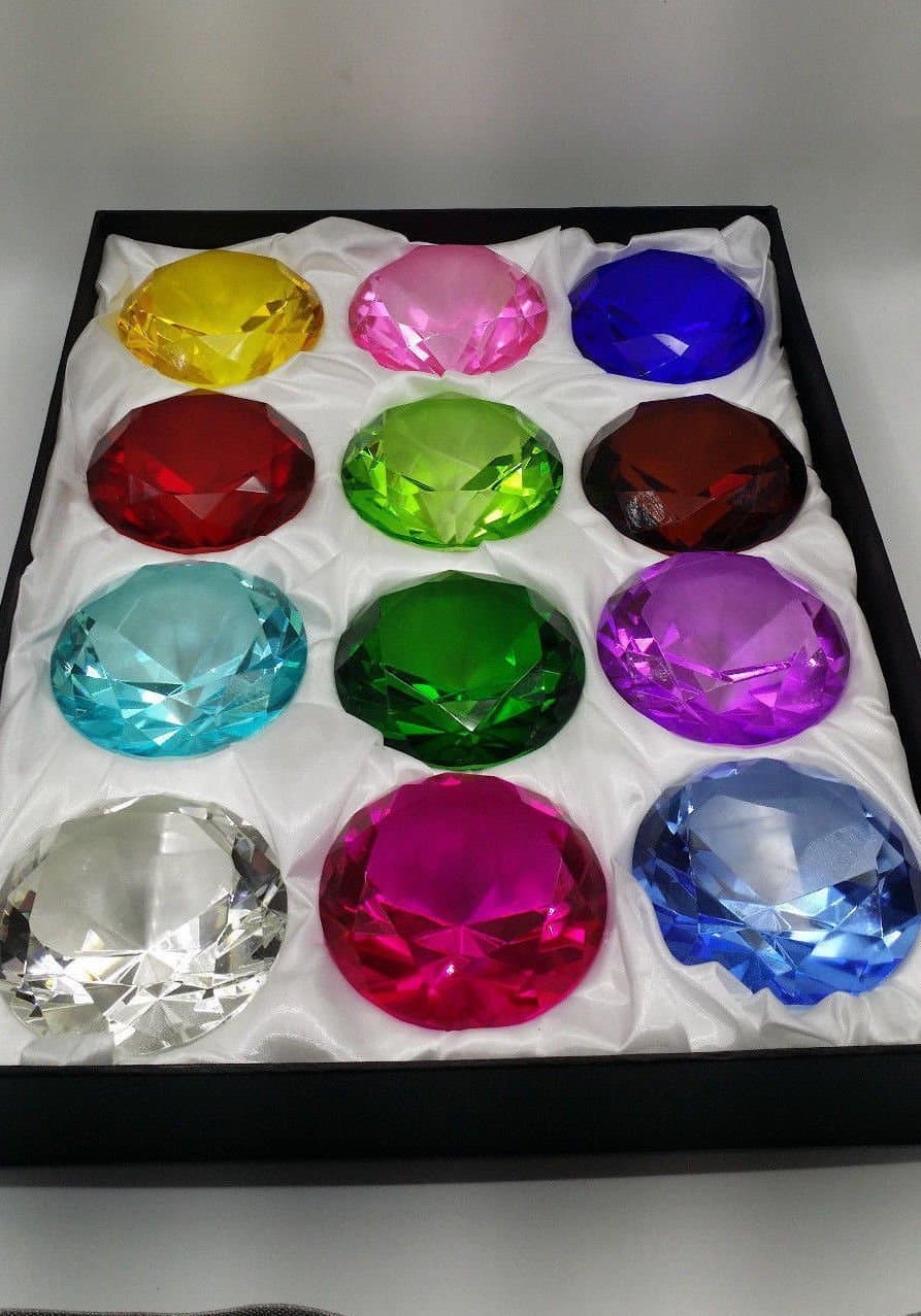 Crystal Diamond Set 12 Beautiful Birthstones Paperweight