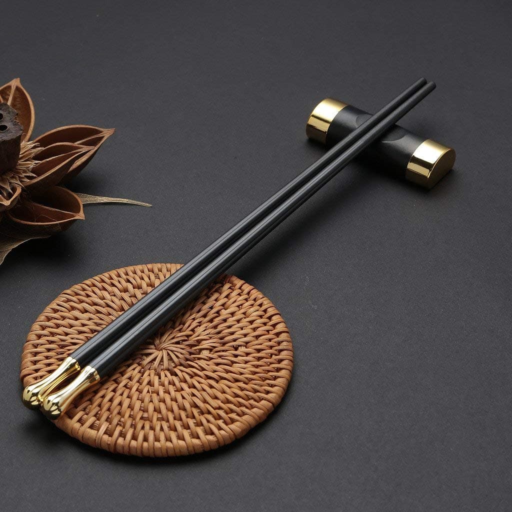 Japanese Chopsticks 5 Pairs Alloy Chopsticks Reusable Chopsticks Washable for Dishwashers 24.3 cm World Cup Design Gold