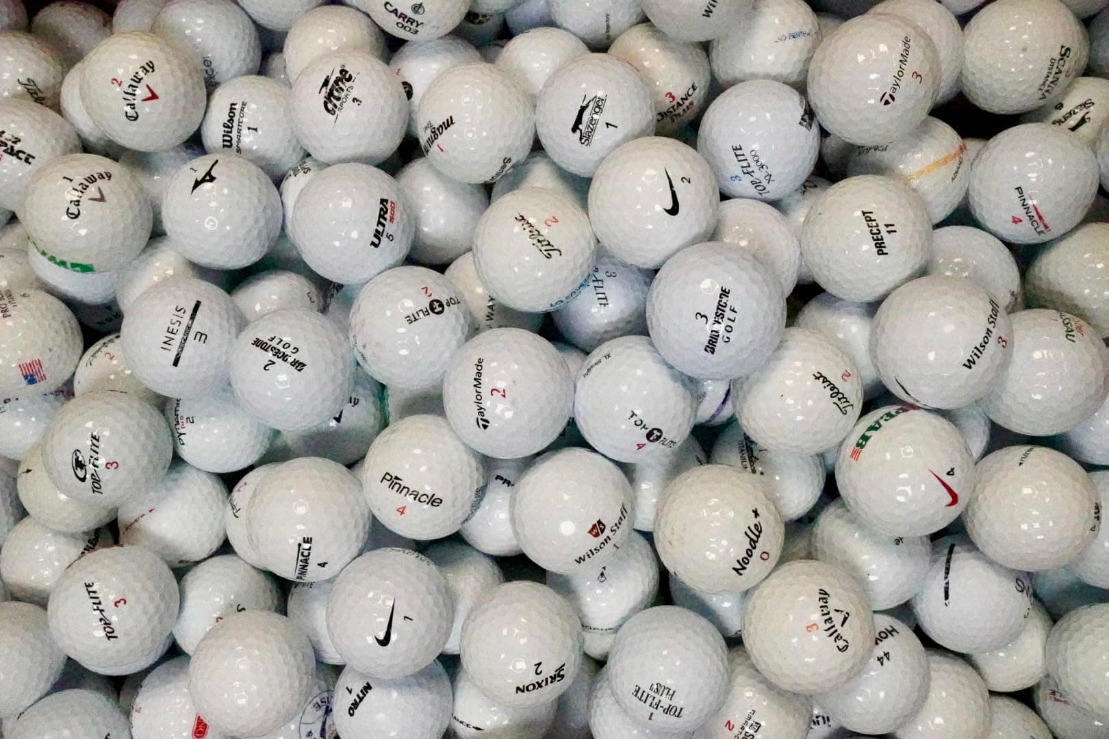 Lakeballs 100 Assorted Practice & Play golf balls