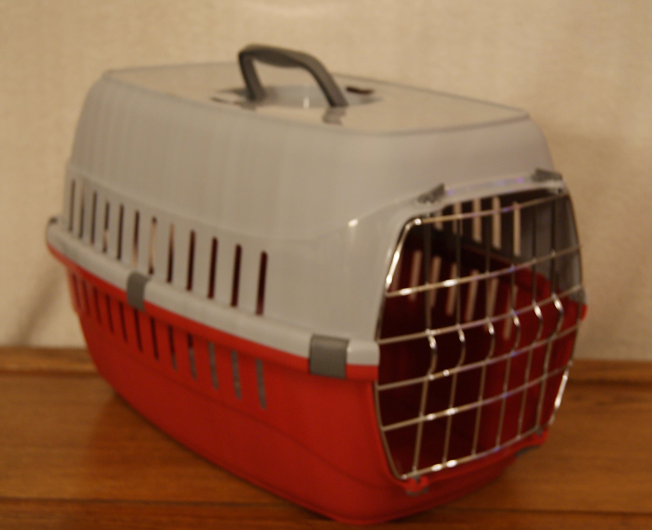 Large Red Grey Portable Travel Pet Cat Dog Puppy Carrier Basket Cage Kennel Box Vet Carrier W/Door (Length 55cm x Width 35cm x Height 36cm approx