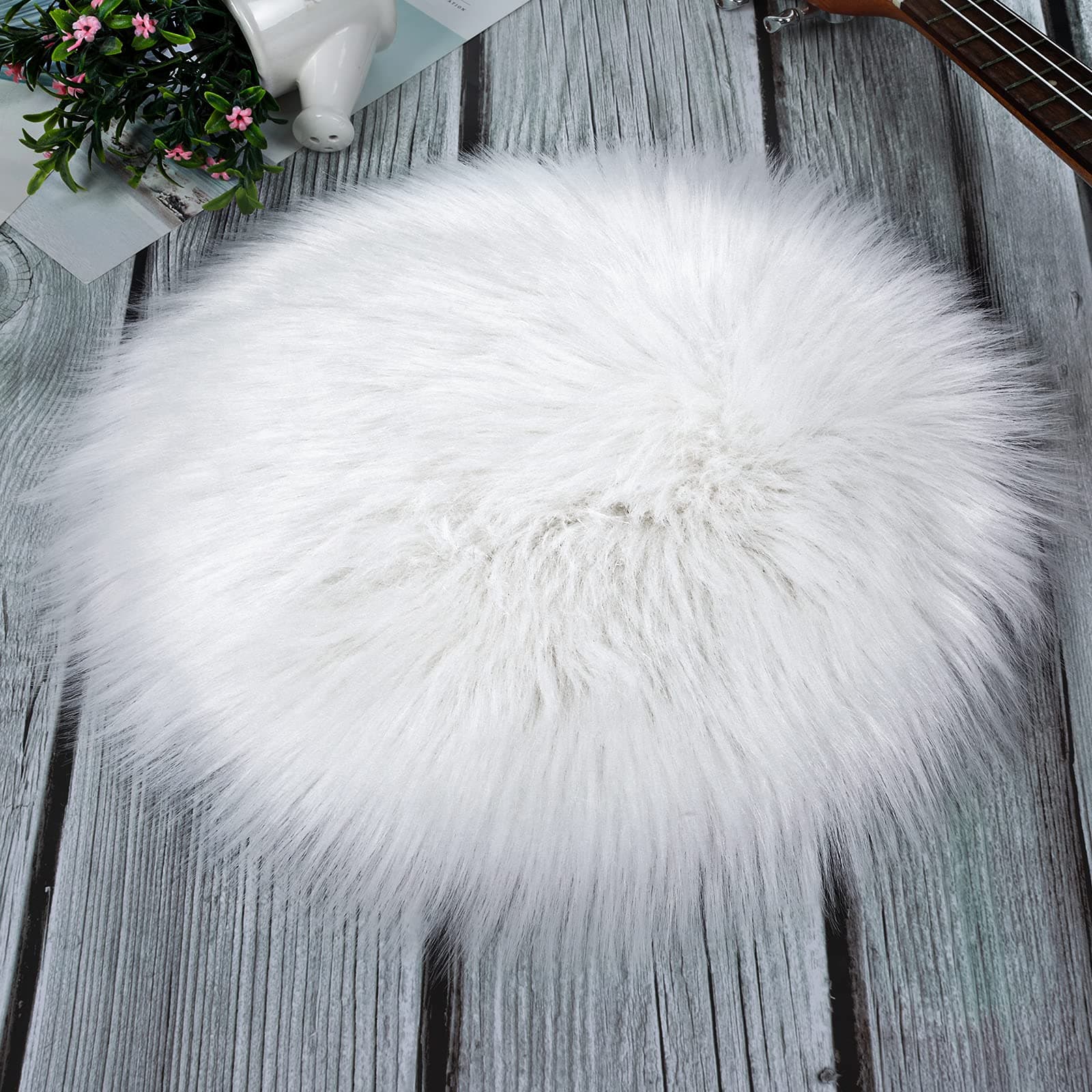 Faux Fur Chair Pad Faux Fur Rugs 12 inch Square Cover Seat Fuzzy Cushion Carpet Mat Soft Fluffy Area Rug Couch for Living Bedroom Sofa, Photographing Background (White)
