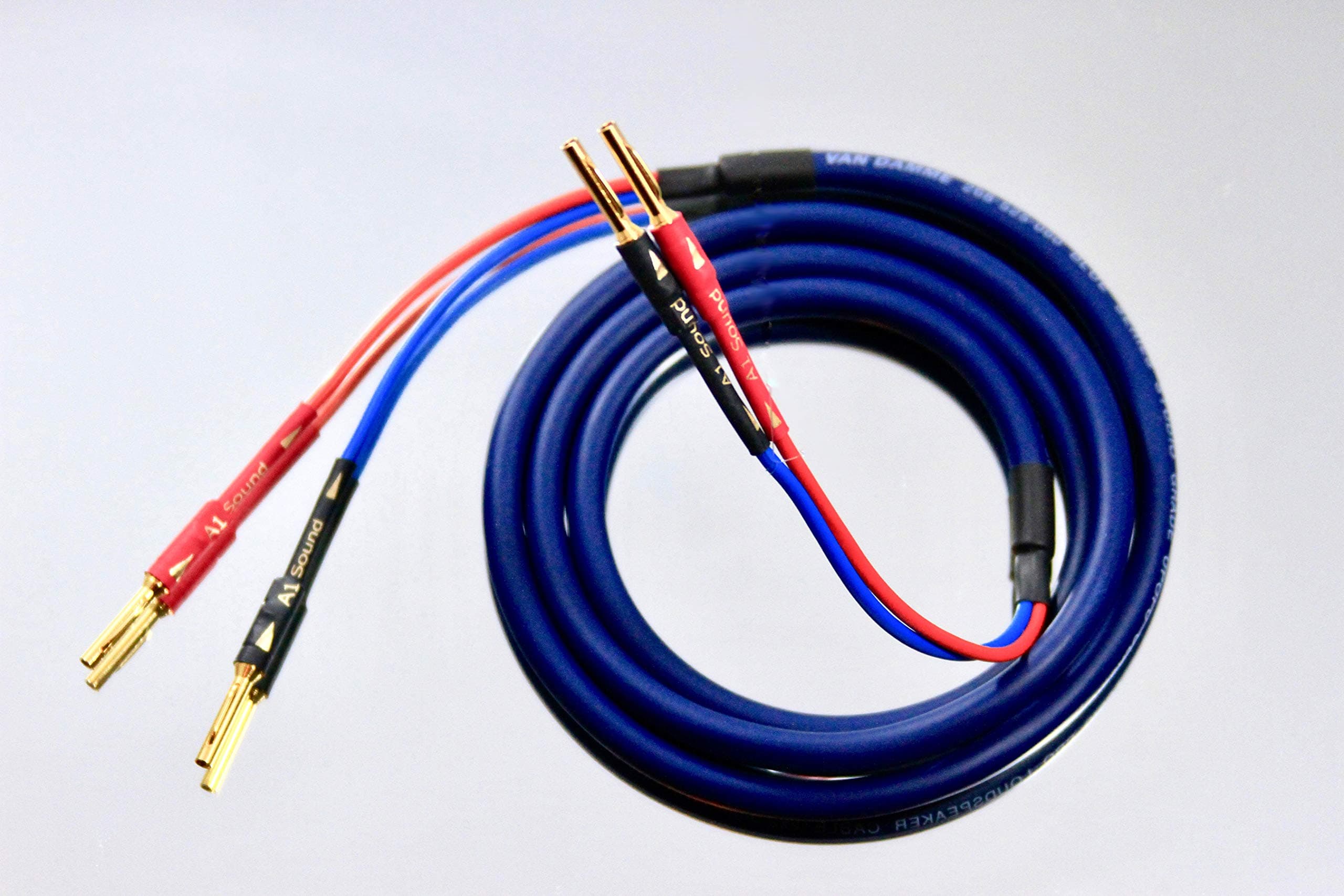 2.5 Metre Single Van Damme Blue Series Studio Grade Speaker Cable CSA 2 x 2.5mm Terminated With Gold 4mm Banana Plugs On All Ends.