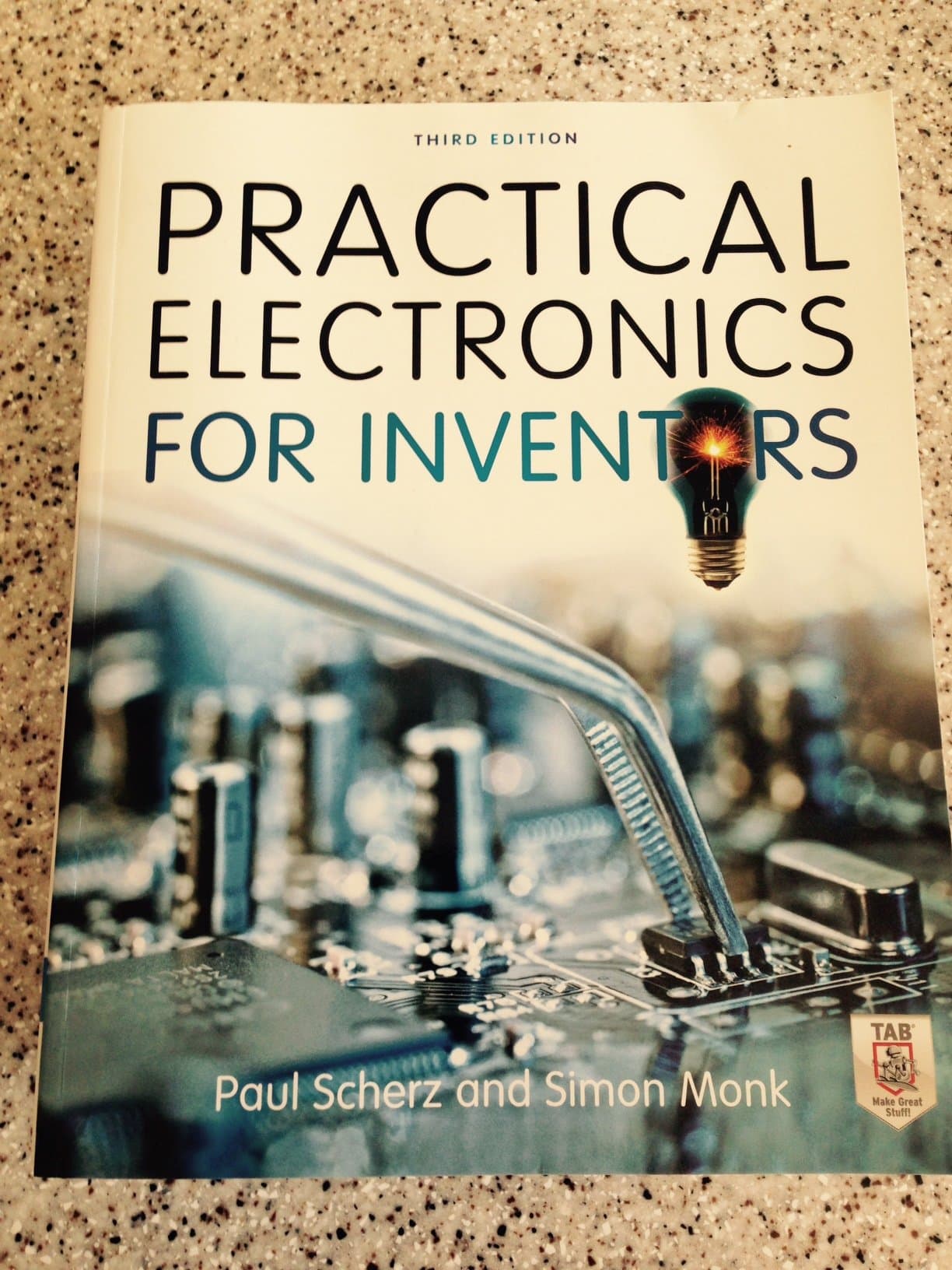 Practical Electronics for Inventors, Third Edition