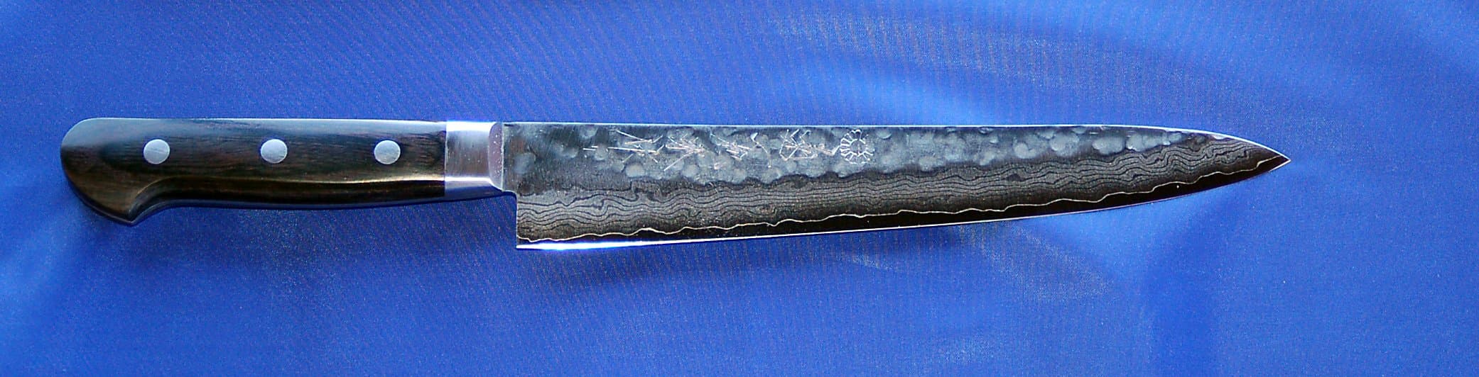 KikuichiElite Warikomi Damascus Tschime Chefs Knife, 8 Inch